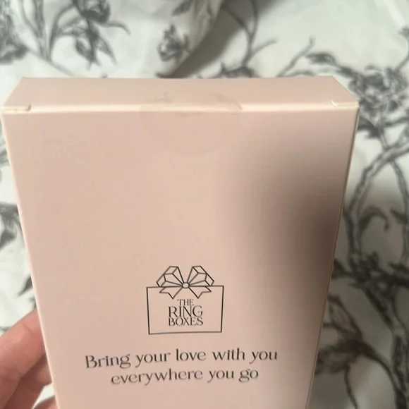 NWT MRS. Photo Keychain - Picture 3 of 4